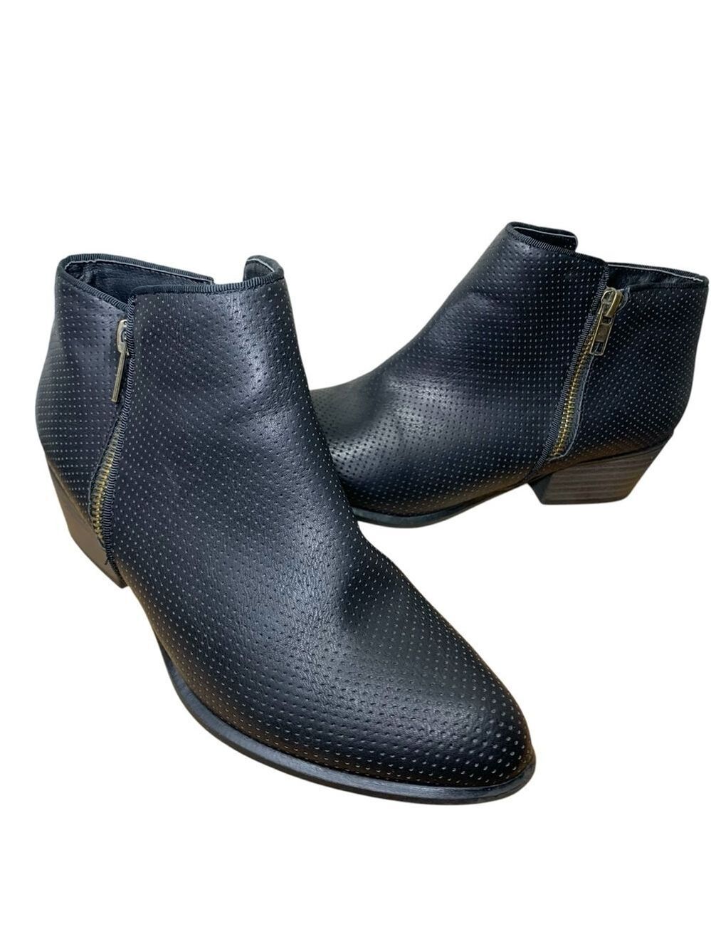 Esprit Black Ankle Booties with Textured PU Leather Sz 7 Block Heel Pointed Toe